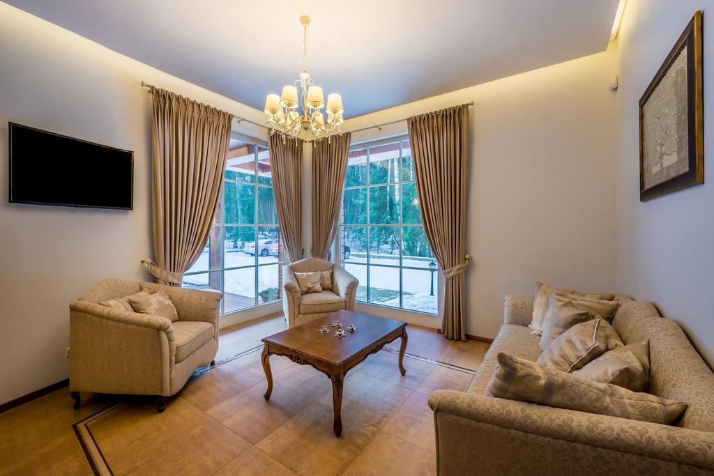 Villa Avirio Vingis 드루스키닝카이 외부 사진