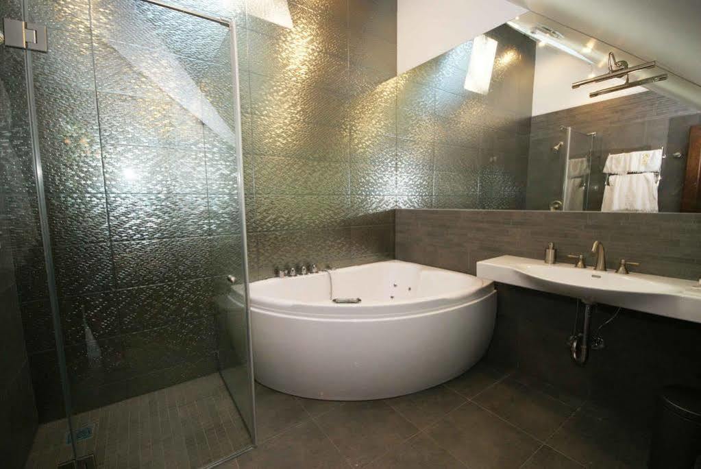 Villa Avirio Vingis 드루스키닝카이 외부 사진