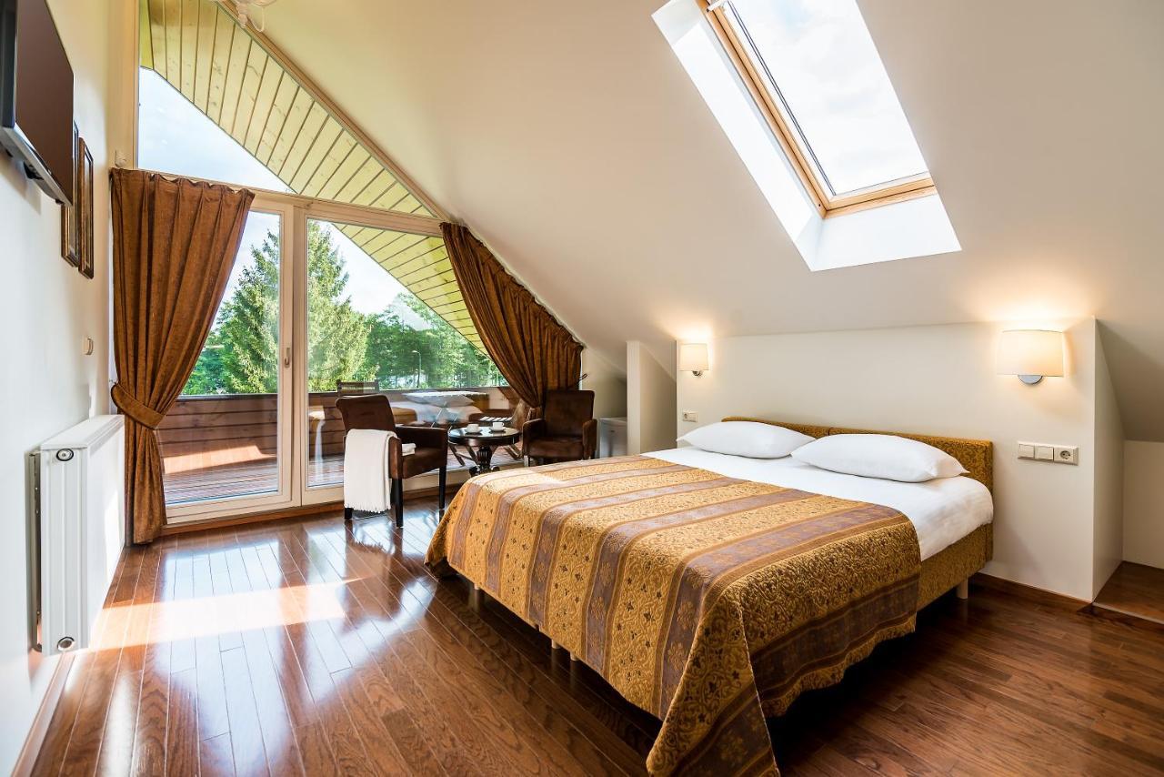 Villa Avirio Vingis 드루스키닝카이 외부 사진