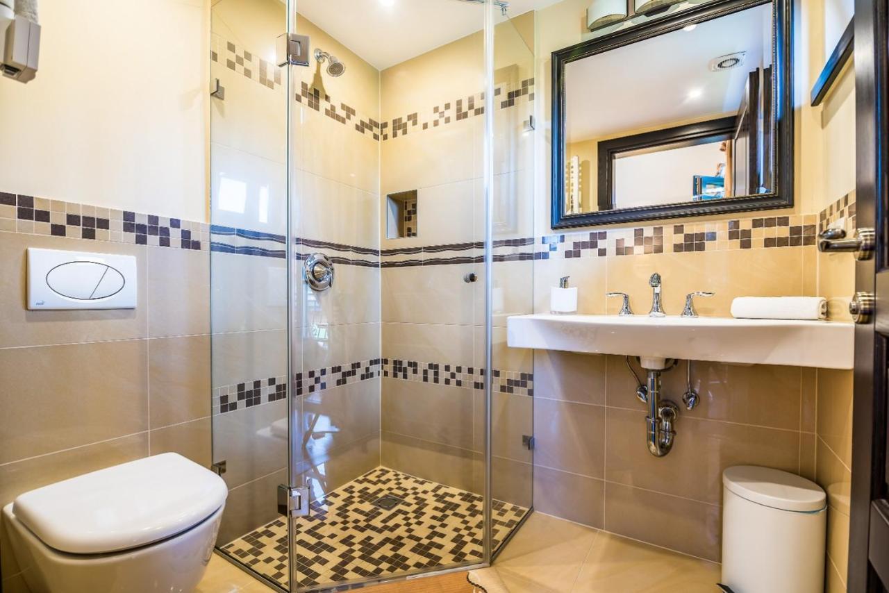 Villa Avirio Vingis 드루스키닝카이 외부 사진